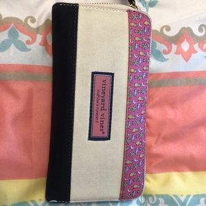 Vineyard Vines Wallet